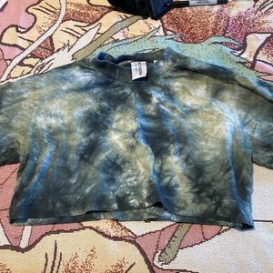 tie dye green cropped t-shirt